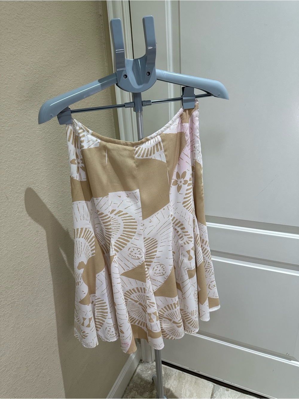 Kasper Beige and White Printed Circle Skirt